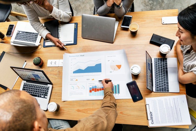 7 estratégias de crescimento empresarial com mais caixa